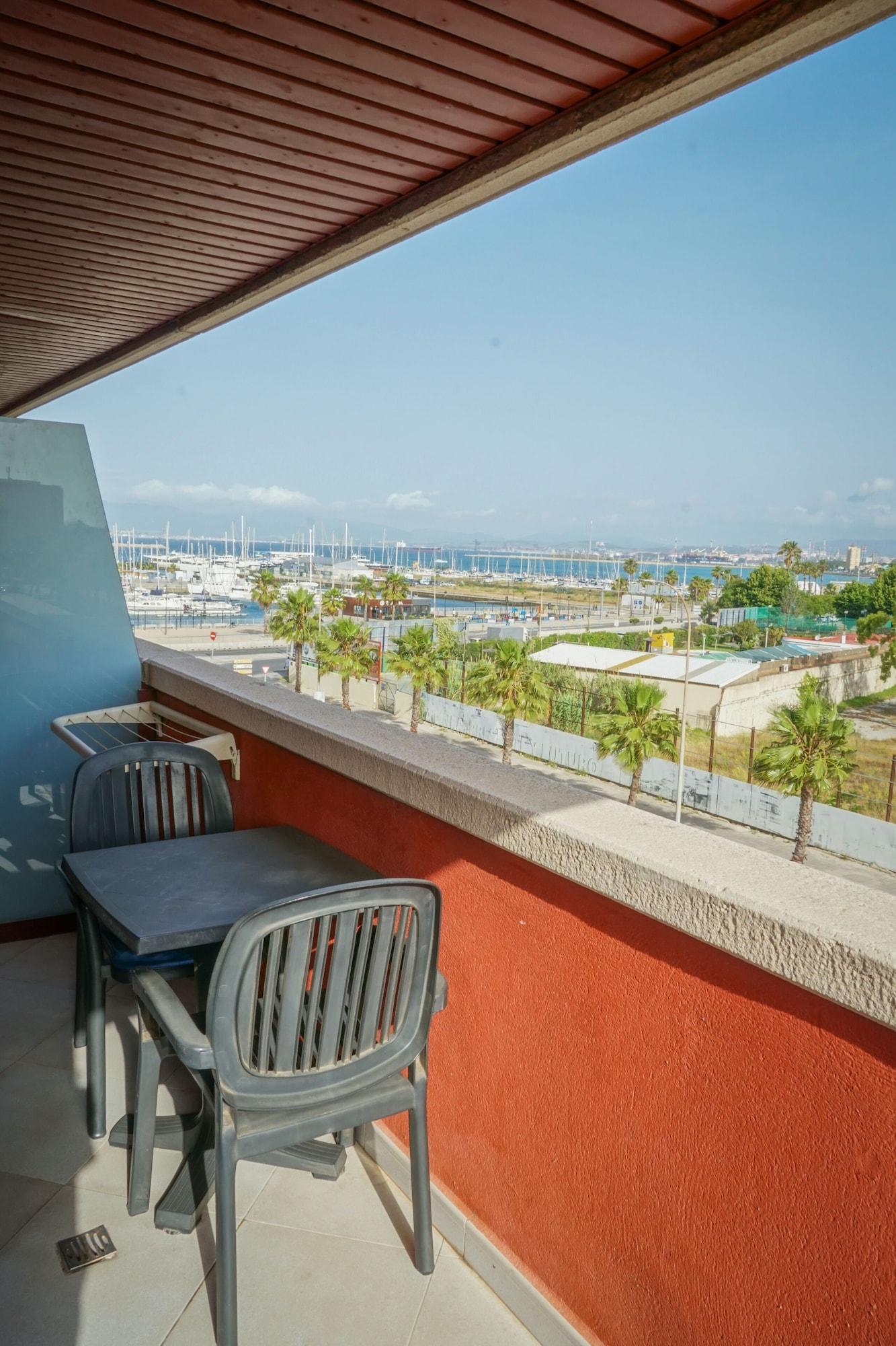 Ohtels Campo De Gibraltar Hotel ลาลิเนียเดลากอนเซ็ปซีออน ภายนอก รูปภาพ