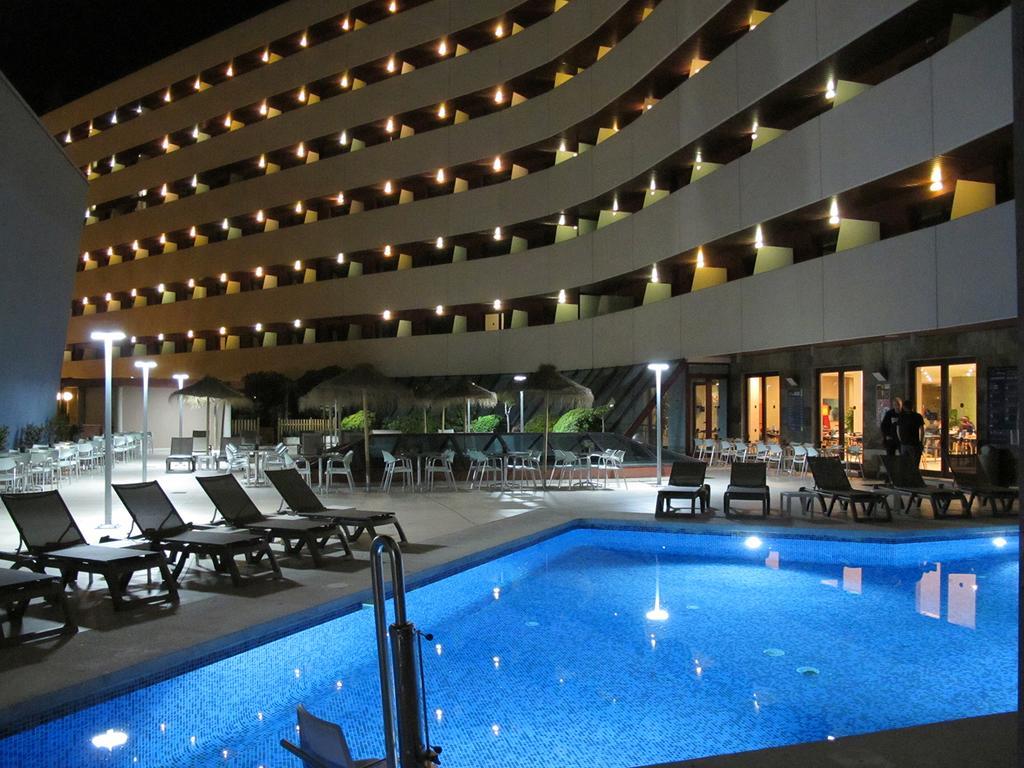 Ohtels Campo De Gibraltar Hotel ลาลิเนียเดลากอนเซ็ปซีออน ภายนอก รูปภาพ