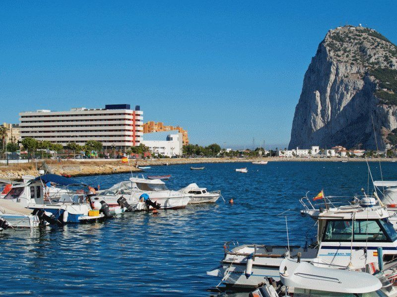 Ohtels Campo De Gibraltar Hotel ลาลิเนียเดลากอนเซ็ปซีออน ภายนอก รูปภาพ