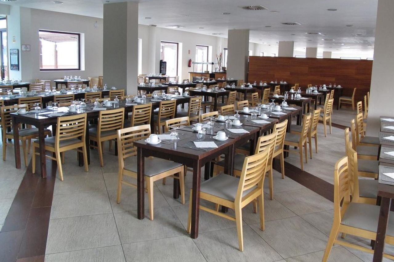 Ohtels Campo De Gibraltar Hotel ลาลิเนียเดลากอนเซ็ปซีออน ภายนอก รูปภาพ